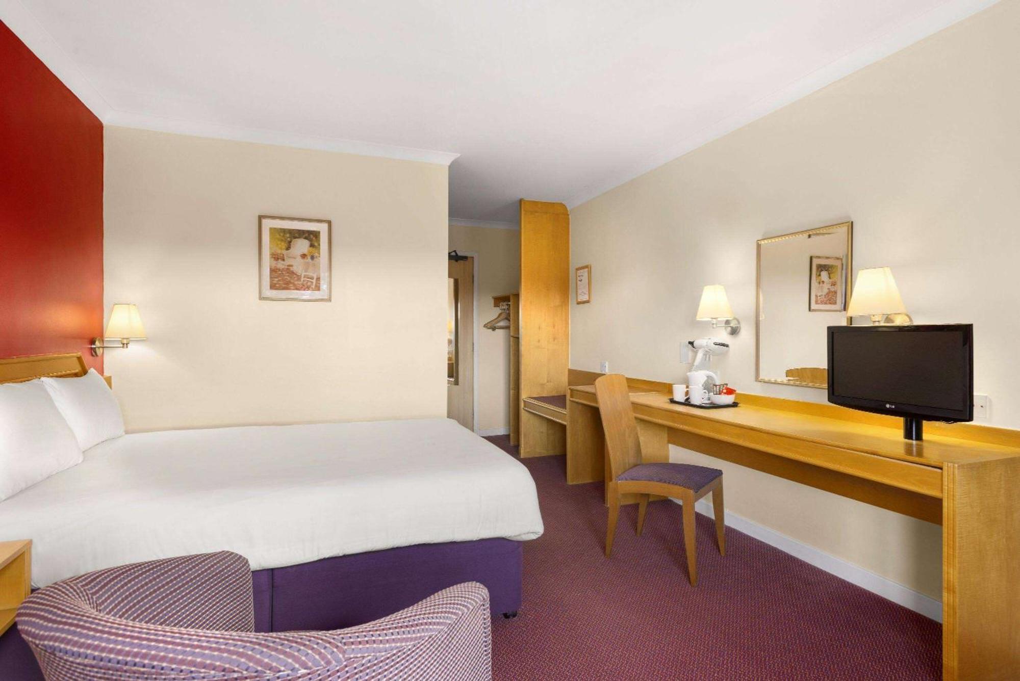 Days Inn Hamilton Kültér fotó